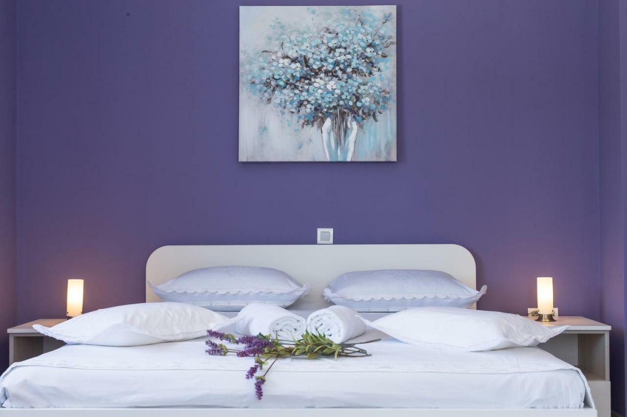 Apartments Dalmatino ルカバックス エクステリア 写真