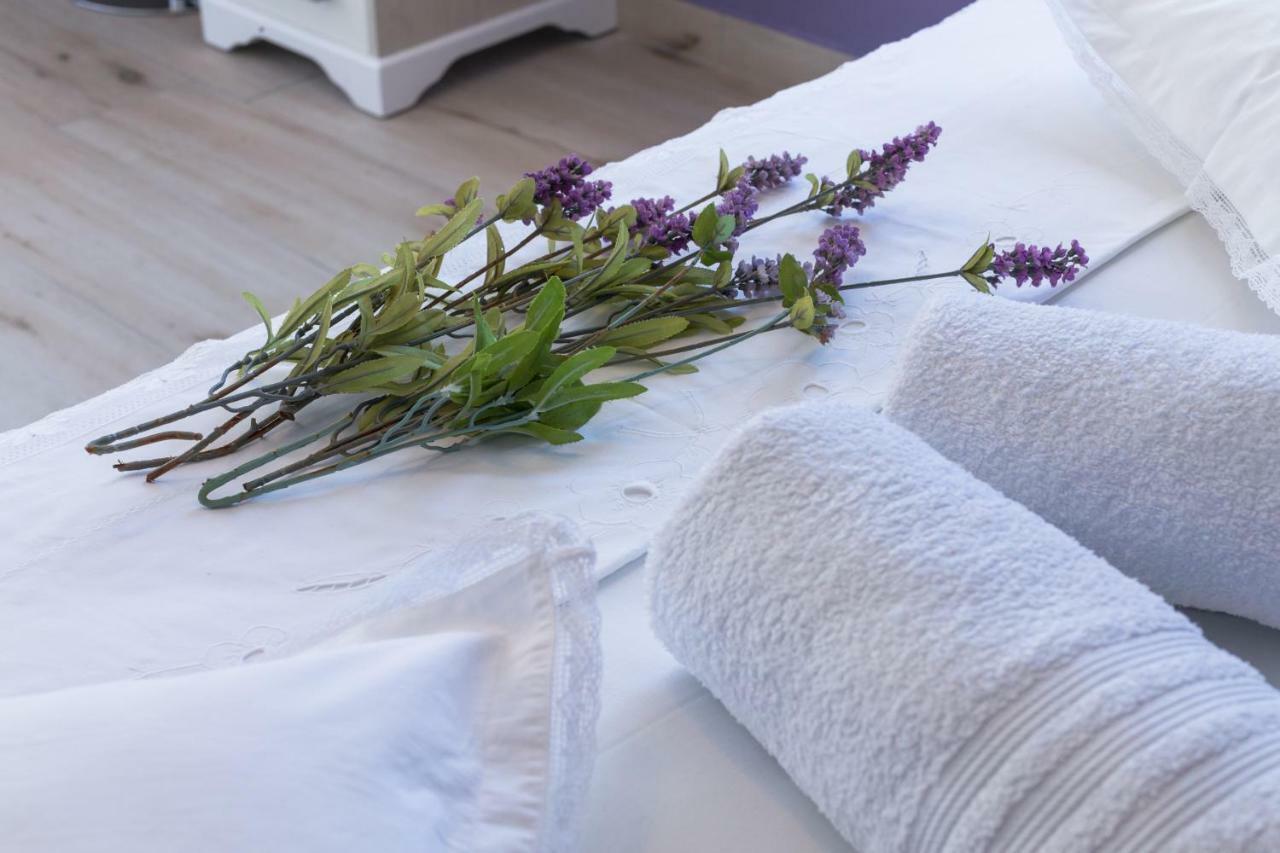 Apartments Dalmatino ルカバックス エクステリア 写真