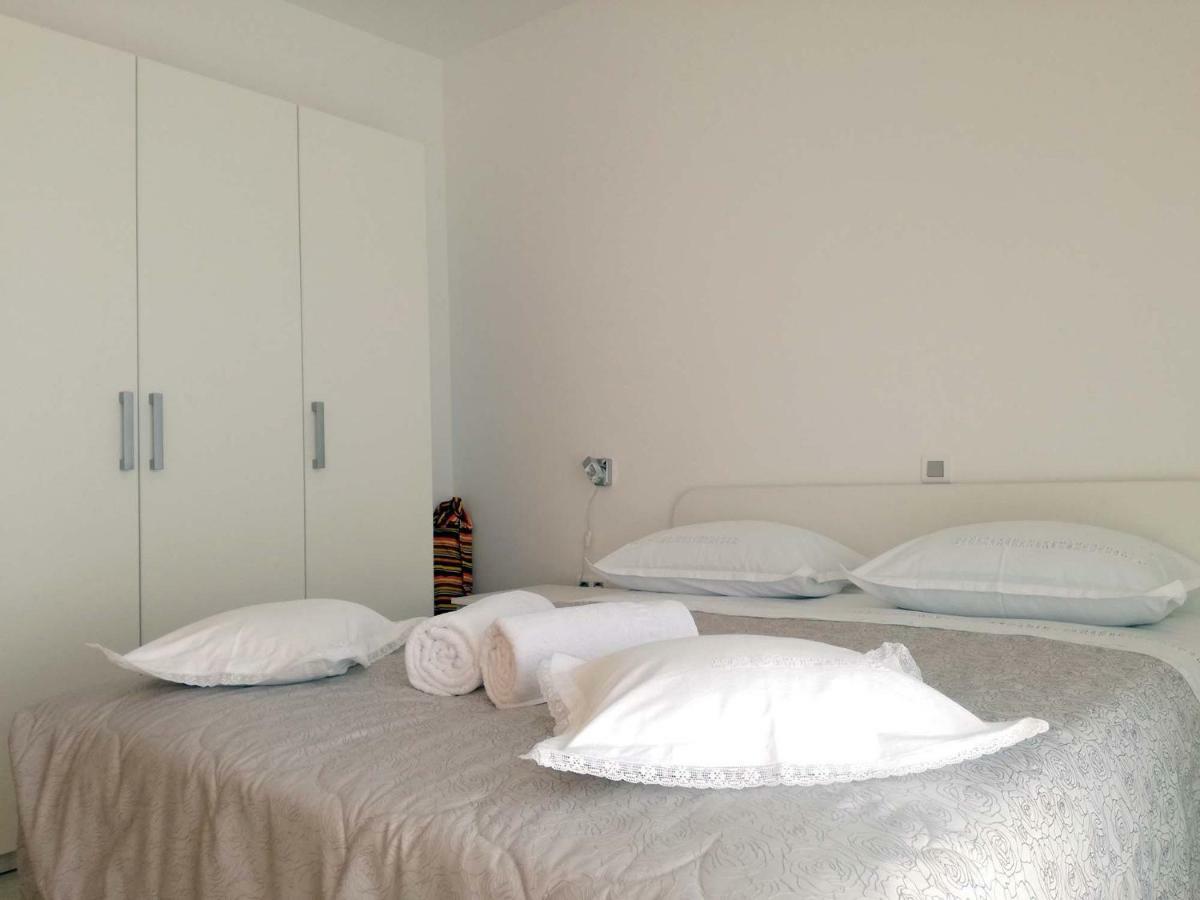 Apartments Dalmatino ルカバックス エクステリア 写真